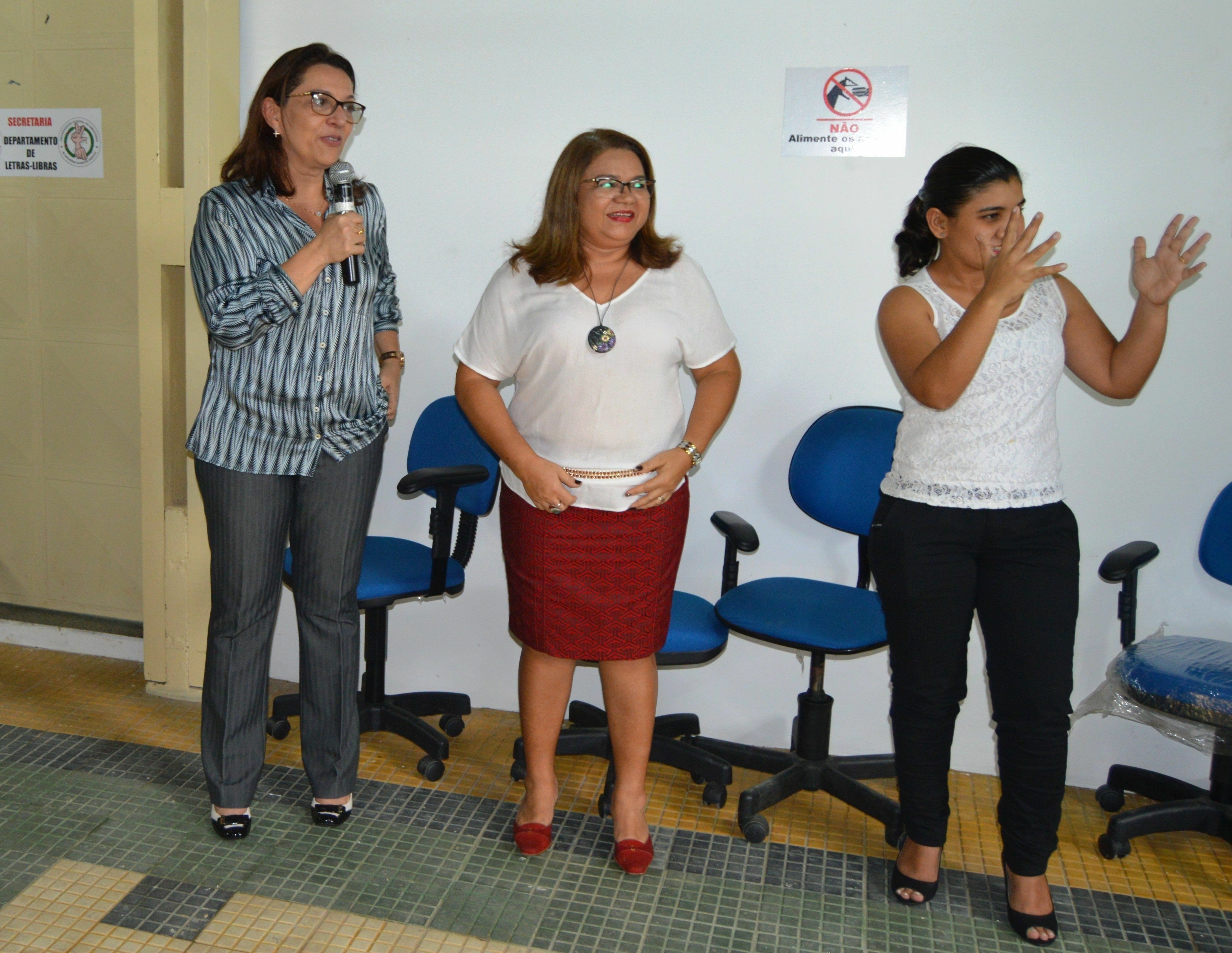 Reitora da Ufam, professora Márcia Perales, fala sobre as conquistas da universidade